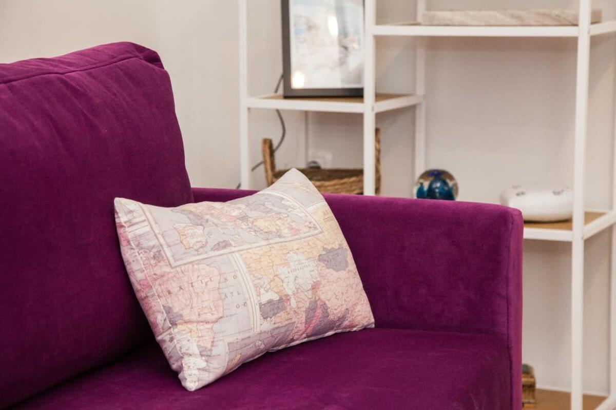 אתונה Contemporary Stylish Apartment Located Near Metaxourgeio Area מראה חיצוני תמונה