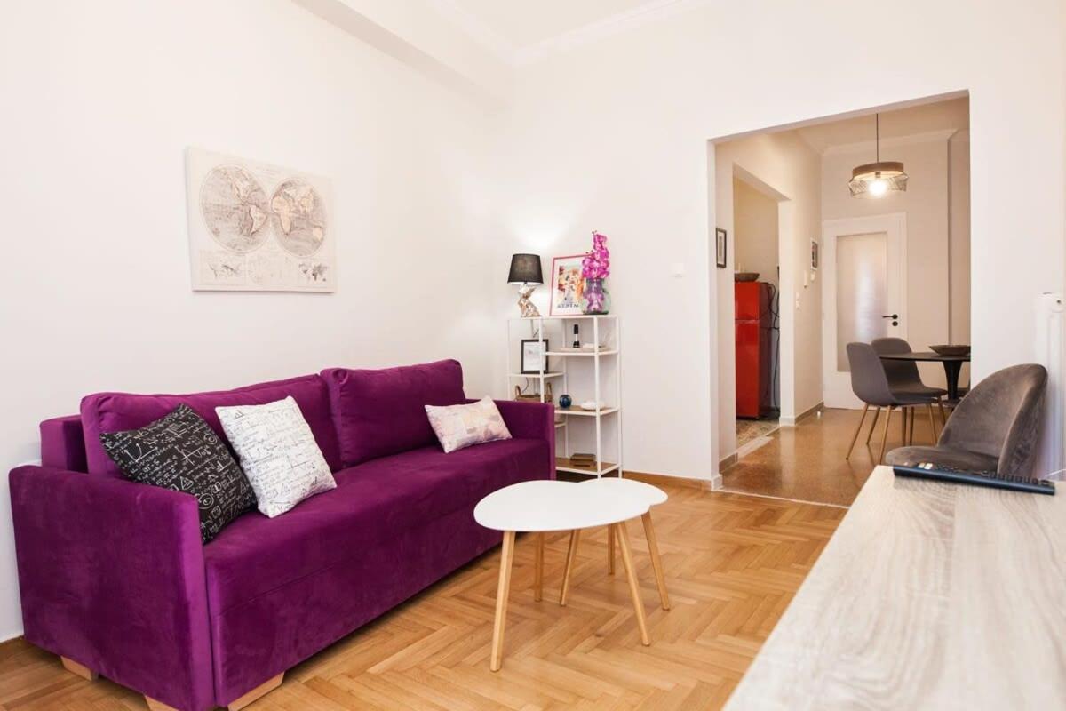אתונה Contemporary Stylish Apartment Located Near Metaxourgeio Area מראה חיצוני תמונה